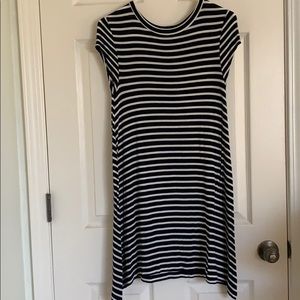 Navy white Billabong swing dress small